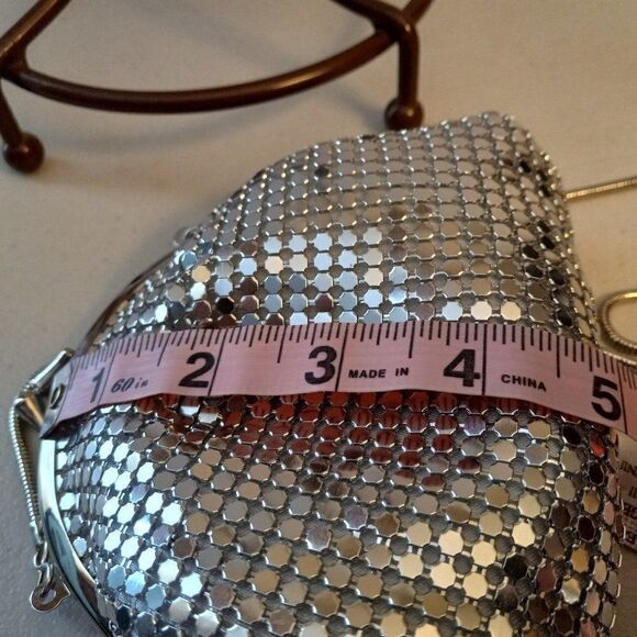 Silver Mesh Coin Purse Style Mini bag Cottagecore Granny Chic Special Event  - Picture 5 of 5